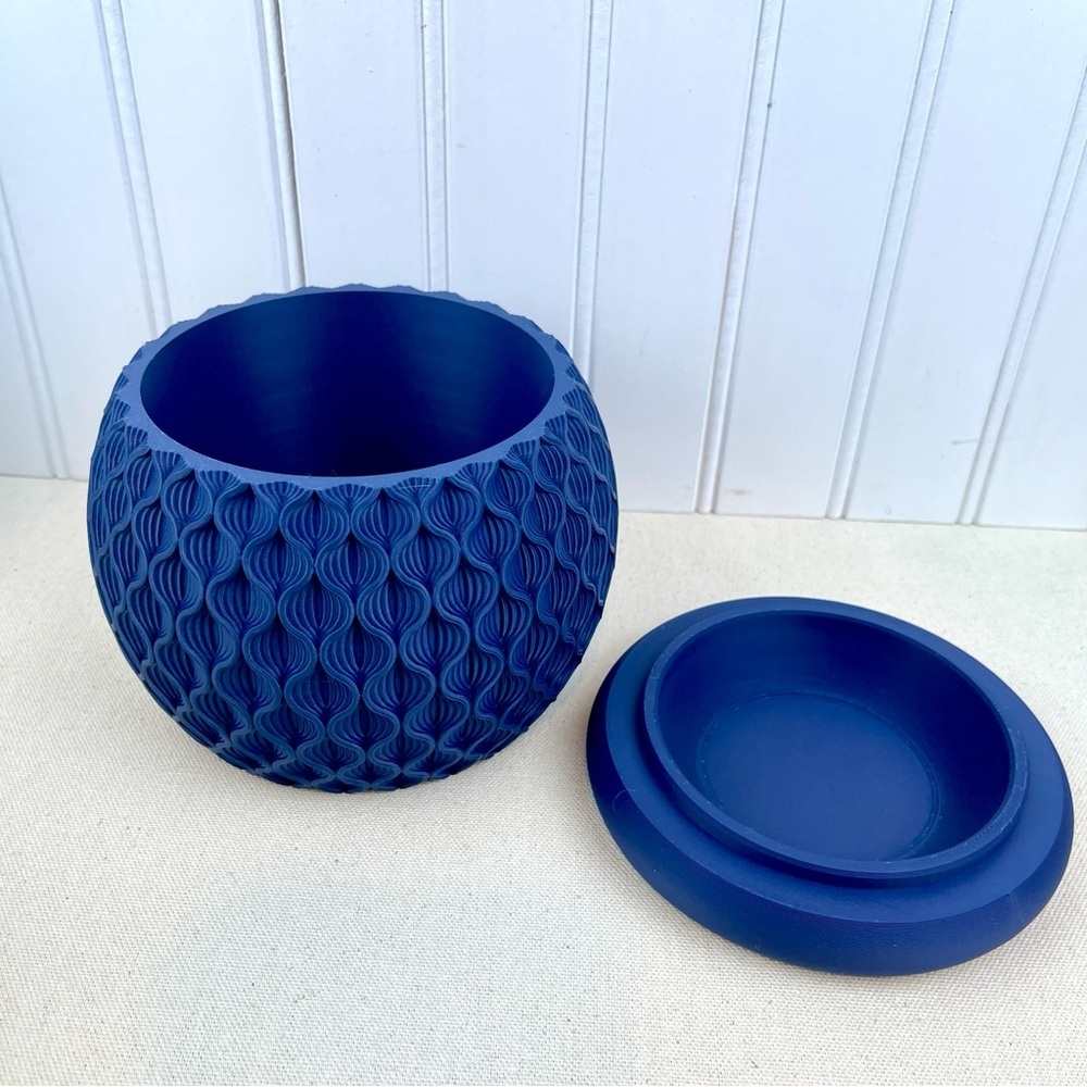 Indoor Flower Pot, Bloom Planter Pot, Houseplants, Ecofriendly - Picture 6 of 8